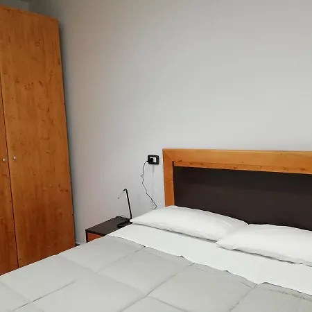 Nocleg ze śniadaniem Controtempo 3*