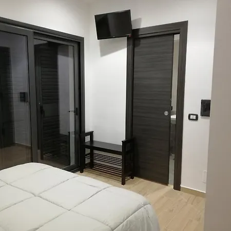 Nocleg ze śniadaniem Controtempo 3*