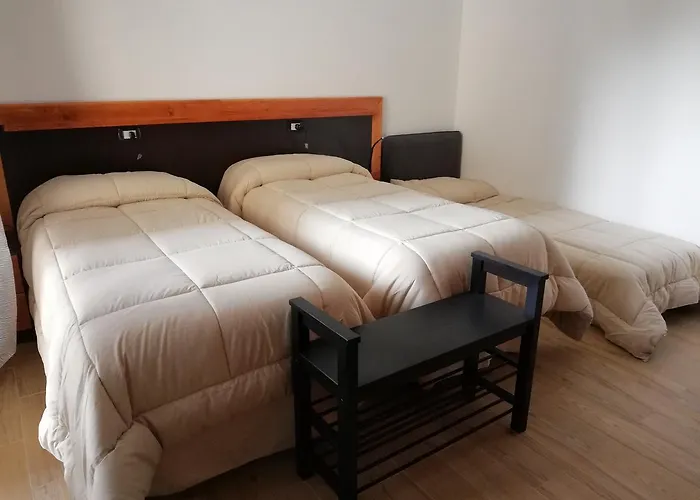 לינה וארוחת בוקר Controtempo 3*